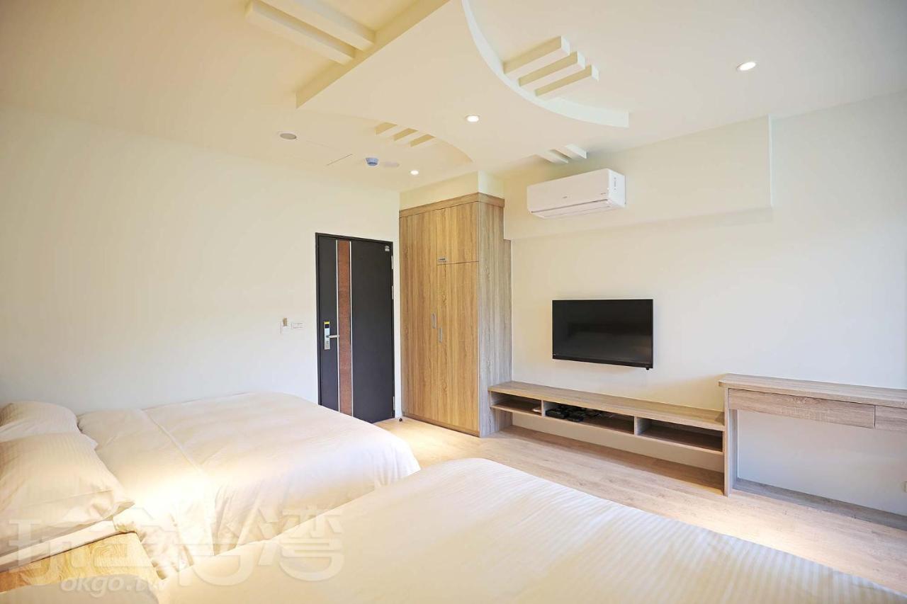 Riyuewan Homestay Юйчи Экстерьер фото