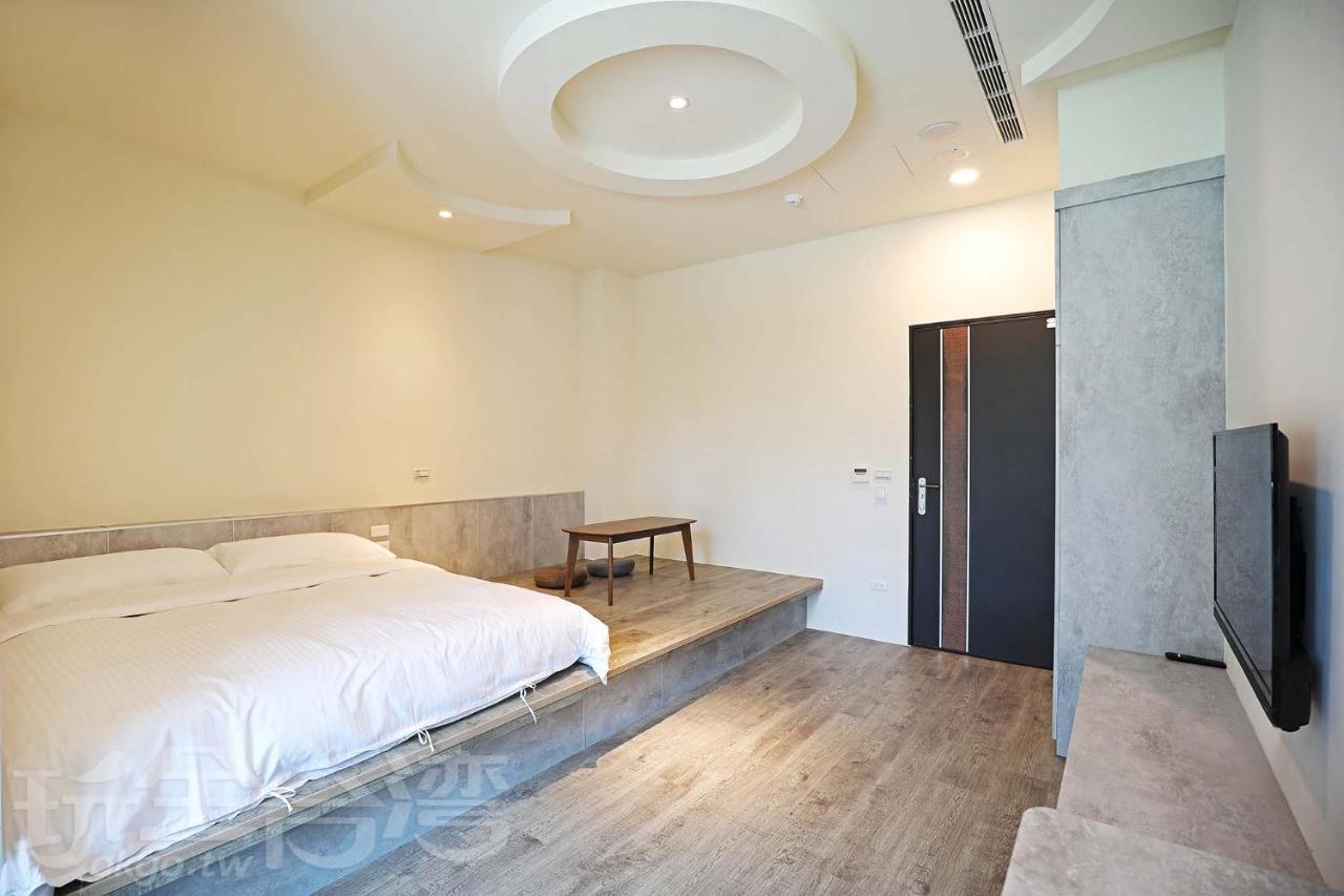 Riyuewan Homestay Юйчи Экстерьер фото